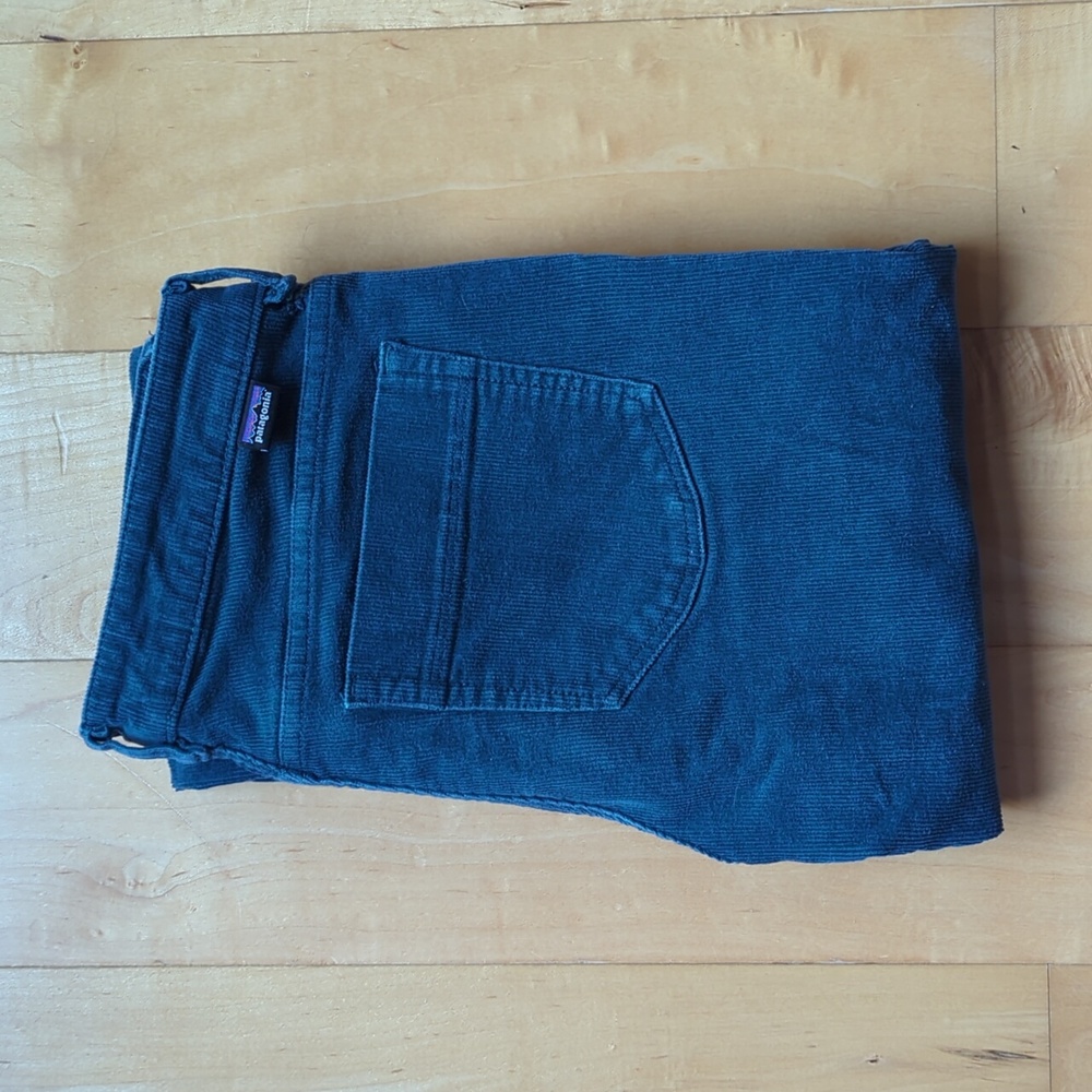 Patagonia corduroys size 26